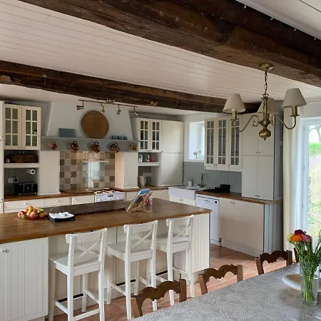 Entire Farm House Stay, La Gerouardiere Barenton Exterior foto