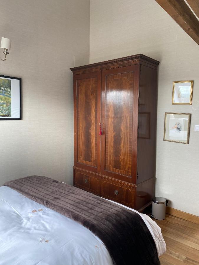 Entire Stay, La Gerouardiere * Barenton
