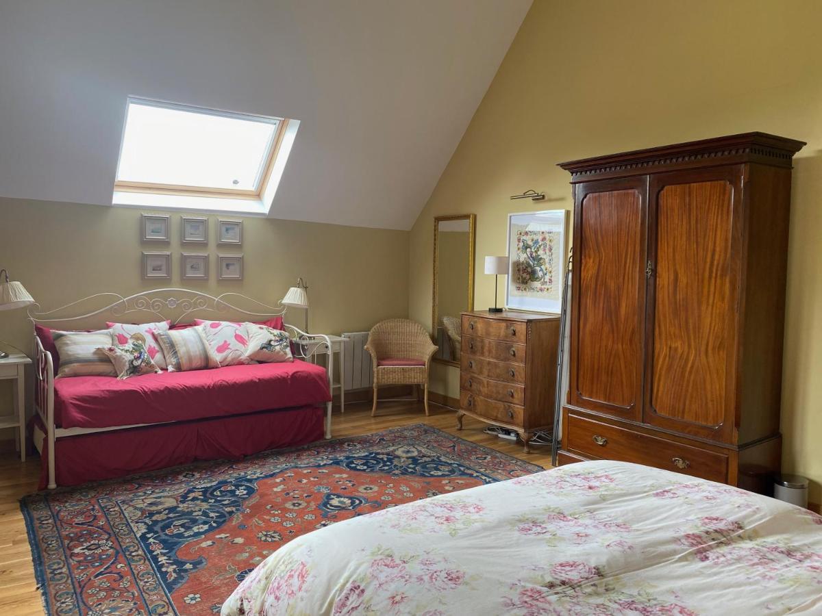Entire Stay, La Gerouardiere * Barenton